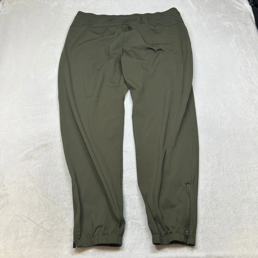 Mondetta Outdoor Projects olive green